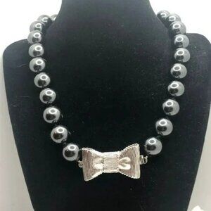 Kate Spade New York All Wrapped Up Pearl Necklace & Bracelet Set Silver Gray Bow